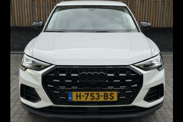 Audi Q3 35 TFSI Pro Line Automaat 150pk | Climate control | Cruise control | Apple CarPlay | Trekhaak uitklapbaar | Sportstoelen | LED v