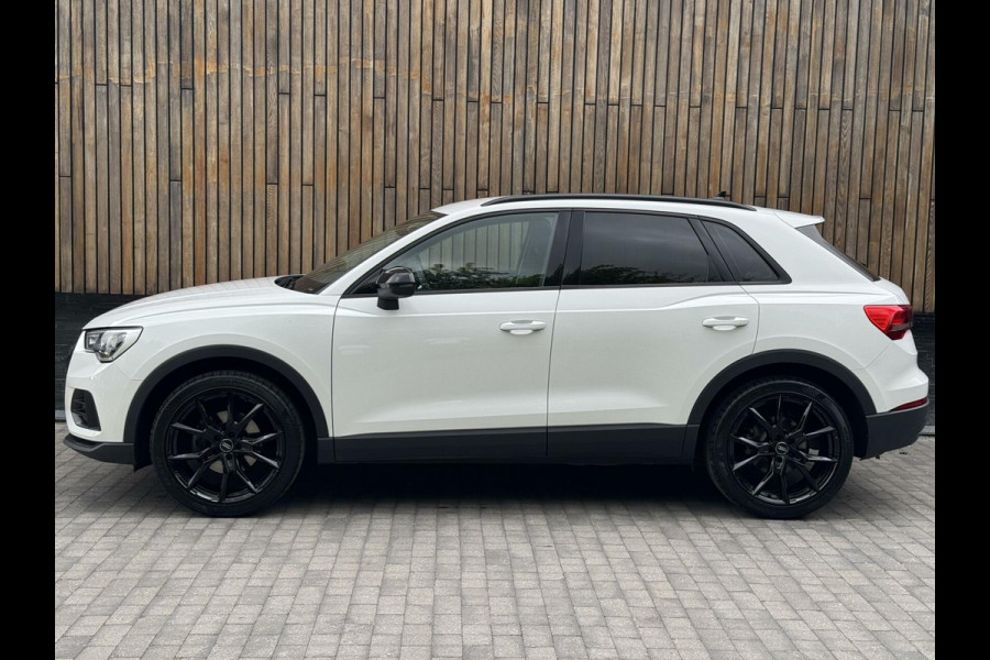 Audi Q3 35 TFSI Pro Line Automaat 150pk | Climate control | Cruise control | Apple CarPlay | Trekhaak uitklapbaar | Sportstoelen | LED v