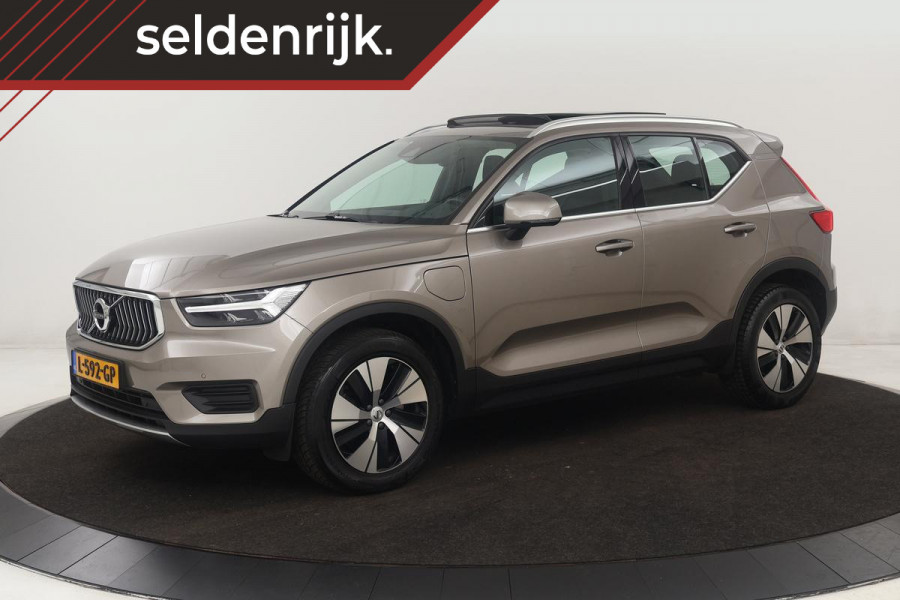 Volvo XC40 1.5 T4 Recharge Inscription Expression | Panoramadak | Leder | Trekhaak | Stoel & stuurverwarming | Carplay | Full LED | Navigatie | Camera | Climate control
