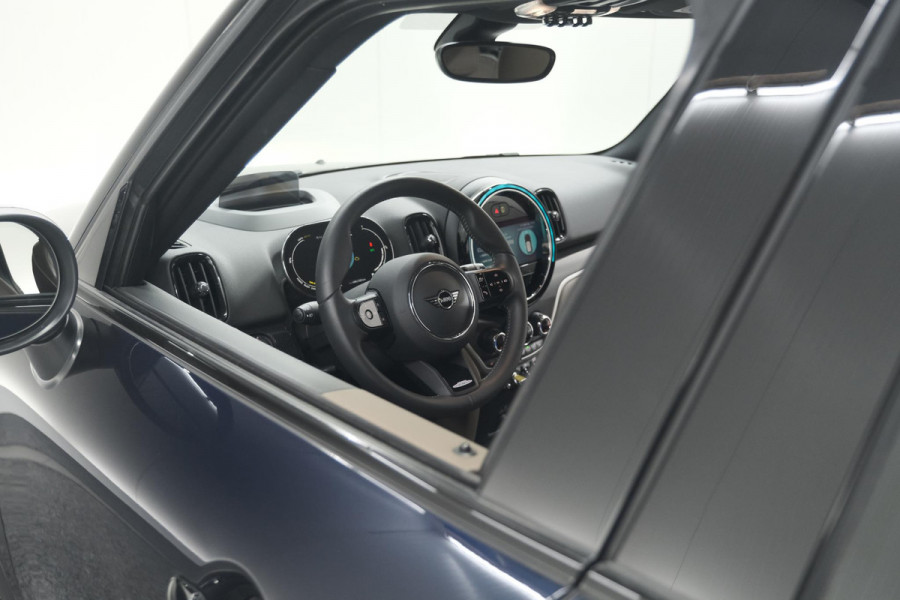 MINI Countryman 2.0 Cooper S E ALL4 Chili | Panoramadak | Camera | Apple Carplay | Elektrische Kofferklep