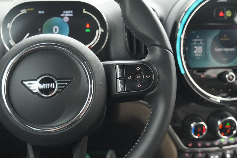 MINI Countryman 2.0 Cooper S E ALL4 Chili | Panoramadak | Camera | Apple Carplay | Elektrische Kofferklep
