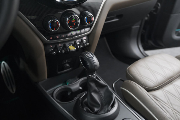 MINI Countryman 2.0 Cooper S E ALL4 Chili | Panoramadak | Camera | Apple Carplay | Elektrische Kofferklep