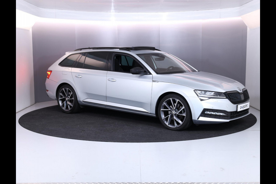Škoda Superb Combi 1.5 TSI ACT Sportline Business 150 pk Automaat (DSG) | Navigatie | Panoramadak | Parkeersensoren | Achteruitrijcamera | Adaptieve cruise control | Stoelverwarming V+A |
