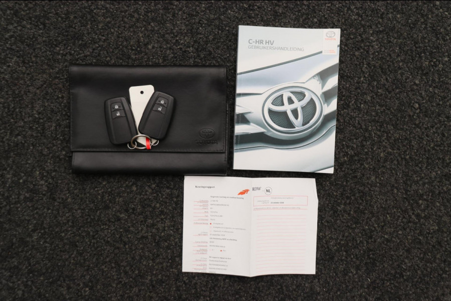 Toyota C-HR 1.8 Hybrid Dynamic Camera Navigatie Origineel NL