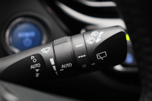 Toyota C-HR 1.8 Hybrid Dynamic Camera Navigatie Origineel NL