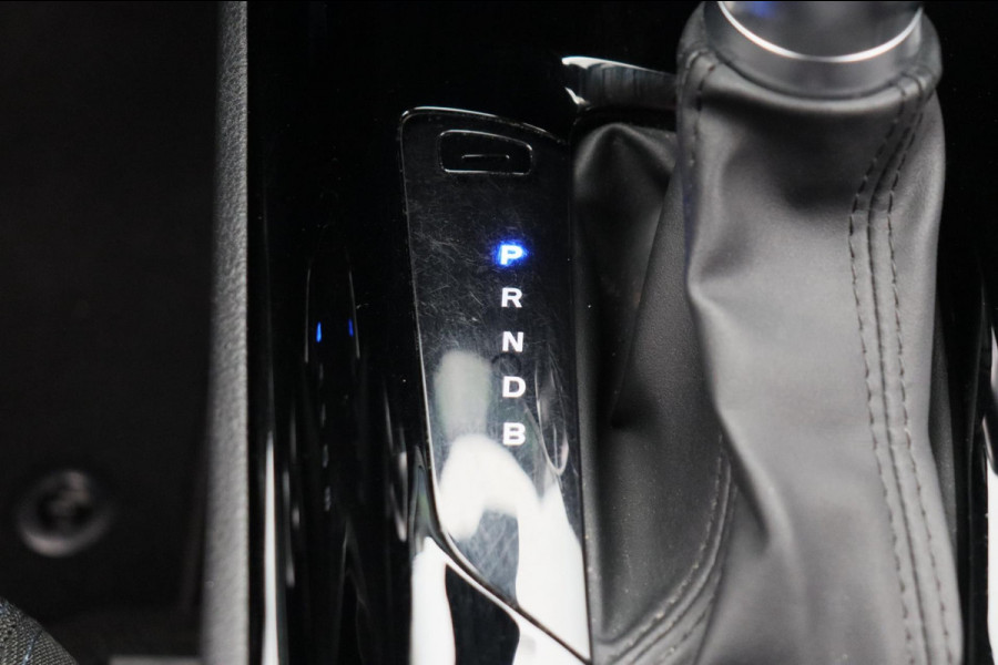 Toyota C-HR 1.8 Hybrid Dynamic Camera Navigatie Origineel NL