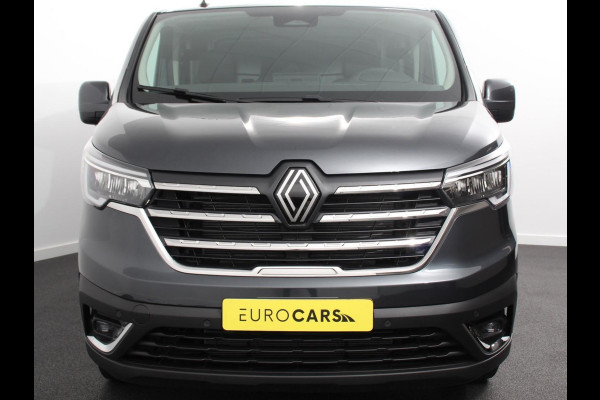 Renault Trafic 2.0 Blue dCi 110 T30 L2H1 Advance Navigatie bluetooth DAB Camera Airco Trekhaak Houten bekleding Lichtmetalen velgen
