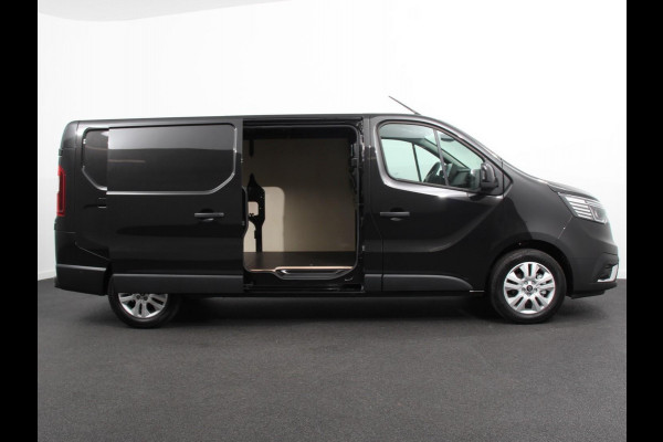 Renault Trafic 2.0 Blue dCi 150 EDC T30 L2H1 Advance Navigatie Airco Lichtmetalen velgen Betimmering Trekhaak Camera Parkeer sensoren Dab