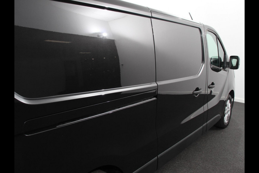 Renault Trafic 2.0 Blue dCi 150 EDC T30 L2H1 Advance Navigatie Airco Lichtmetalen velgen Betimmering Trekhaak Camera Parkeer sensoren Dab