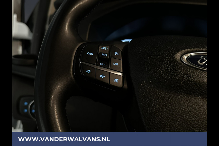Ford Transit Custom 2.0 TDCI 130 pk L2H1 Euro6 Airco | LED | Cruisecontrol | Verwarmde voorruit | Parkeersensoren Bijrijdersbank, 2800kg trekvermogen