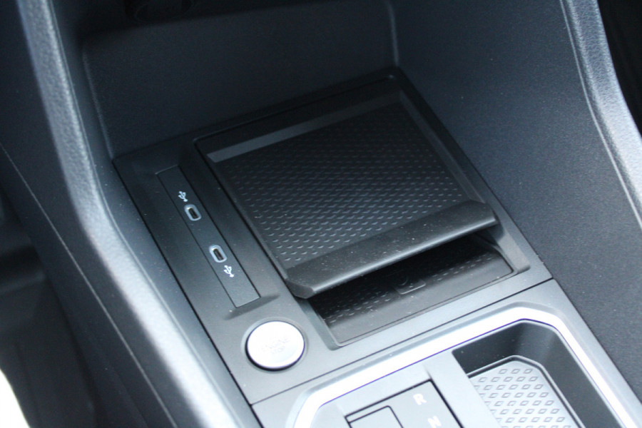 Ford Transit Connect 2.0 EcoBlue L2 Limited 122pk - Navi - Adaptive Cruise - Virtual cockpit - Blind Spot - Camera - Afneembare Trekhaak - Rijklaar
