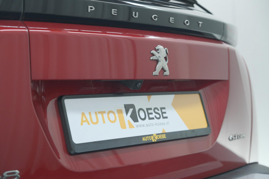 Peugeot 2008 PureTech 130 GT-Line | Trekhaak | Camera | Apple Carplay | Parkeersensoren