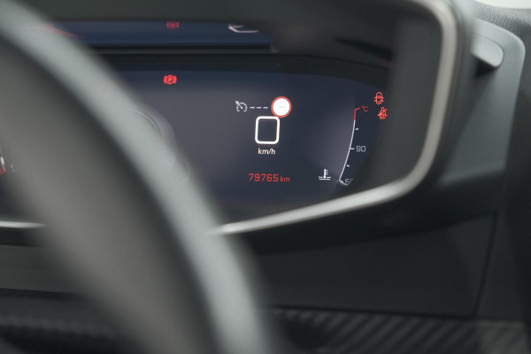 Peugeot 2008 PureTech 130 GT-Line | Trekhaak | Camera | Apple Carplay | Parkeersensoren