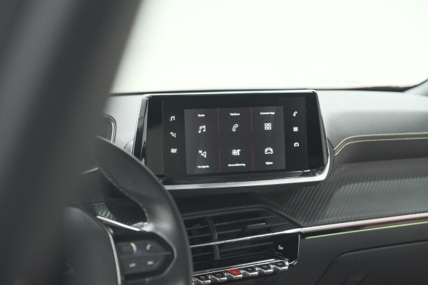 Peugeot 2008 PureTech 130 GT-Line | Trekhaak | Camera | Apple Carplay | Parkeersensoren