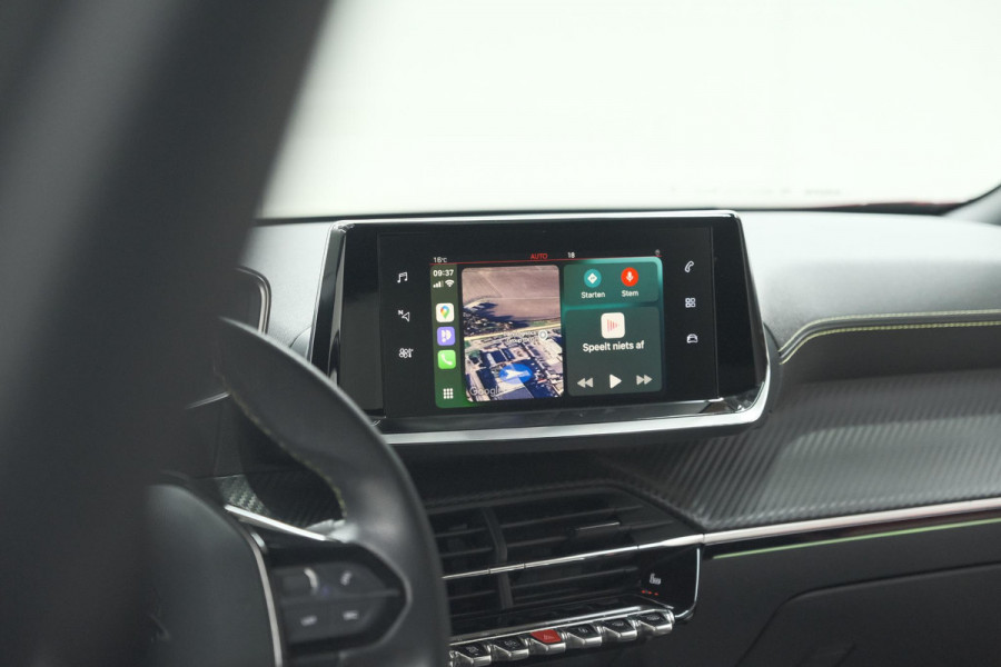 Peugeot 2008 PureTech 130 GT-Line | Trekhaak | Camera | Apple Carplay | Parkeersensoren