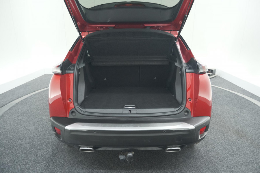 Peugeot 2008 PureTech 130 GT-Line | Trekhaak | Camera | Apple Carplay | Parkeersensoren