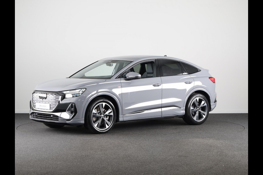 Audi Q4 Sportback e-tron S edition e-tron 45 82 kWh 210 kW / 286 PK Sportba Comfortpakket, adpative cruise control, achteruitrijcamera, optiek pakket zwart plus