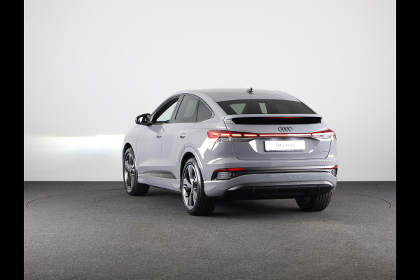 Audi Q4 Sportback e-tron S edition e-tron 45 82 kWh 210 kW / 286 PK Sportba Comfortpakket, adpative cruise control, achteruitrijcamera, optiek pakket zwart plus