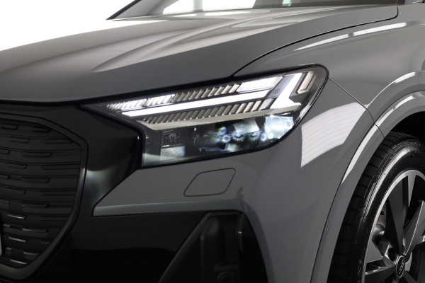 Audi Q4 Sportback e-tron S edition e-tron 45 82 kWh 210 kW / 286 PK Sportba Comfortpakket, adpative cruise control, achteruitrijcamera, optiek pakket zwart plus