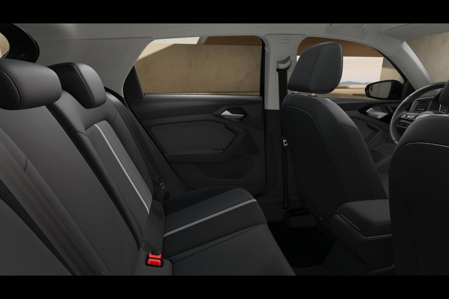 Audi A1 Advanced edition 25 TFSI 70 kW / 95 PK Sportback 5 optiekpakket zwart, 2 zone airconditioning