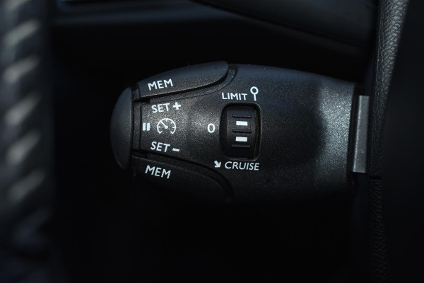 Peugeot 308 1.2 PureTech 130PK Aut. Blue Lease Premium | Pano | Navi | Incl garatie