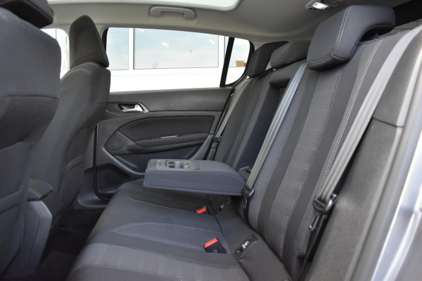 Peugeot 308 1.2 PureTech 130PK Aut. Blue Lease Premium | Pano | Navi | Incl garatie