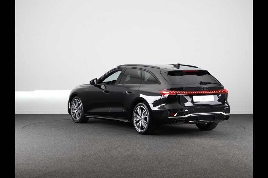 Audi A5 Avant Edition One 35 TFSI 110 kW / 150 pk Avant 7 versn. S-Edition, Tech Plus pakket, optiek pakket zwart, adaptive cruise control, verwarmbare voorstoelen, rondom camera's