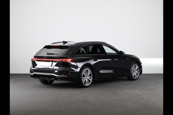 Audi A5 Avant Edition One 35 TFSI 110 kW / 150 pk Avant 7 versn. S-Edition, Tech Plus pakket, optiek pakket zwart, adaptive cruise control, verwarmbare voorstoelen, rondom camera's