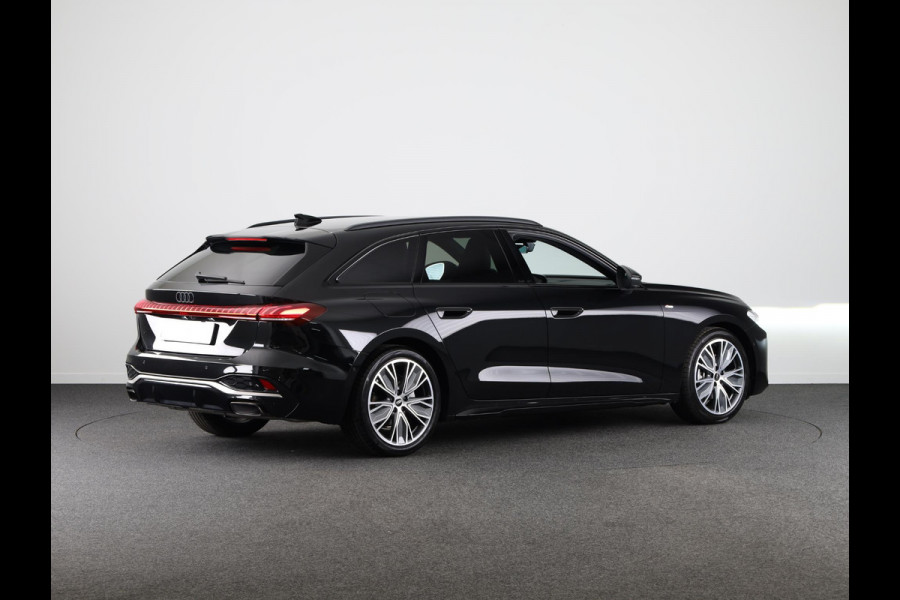 Audi A5 Avant Edition One 35 TFSI 110 kW / 150 pk Avant 7 versn. S-Edition, Tech Plus pakket, optiek pakket zwart, adaptive cruise control, verwarmbare voorstoelen, rondom camera's