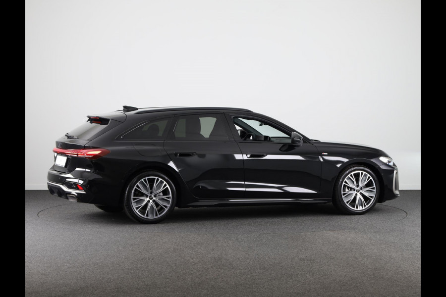 Audi A5 Avant Edition One 35 TFSI 110 kW / 150 pk Avant 7 versn. S-Edition, Tech Plus pakket, optiek pakket zwart, adaptive cruise control, verwarmbare voorstoelen, rondom camera's