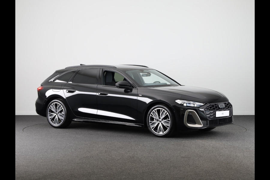 Audi A5 Avant Edition One 35 TFSI 110 kW / 150 pk Avant 7 versn. S-Edition, Tech Plus pakket, optiek pakket zwart, adaptive cruise control, verwarmbare voorstoelen, rondom camera's