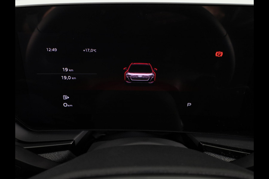Audi A5 Avant Edition One 35 TFSI 110 kW / 150 pk Avant 7 versn. S-Edition, Tech Plus pakket, optiek pakket zwart, adaptive cruise control, verwarmbare voorstoelen, rondom camera's