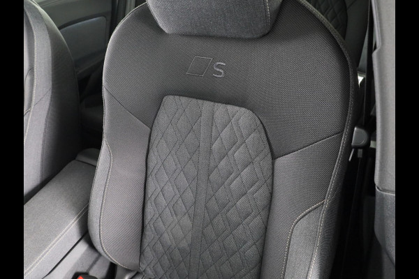 Audi A5 Avant Edition One 35 TFSI 110 kW / 150 pk Avant 7 versn. S-Edition, Tech Plus pakket, optiek pakket zwart, adaptive cruise control, verwarmbare voorstoelen, rondom camera's