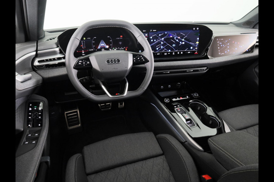 Audi A5 Avant Edition One 35 TFSI 110 kW / 150 pk Avant 7 versn. S-Edition, Tech Plus pakket, optiek pakket zwart, adaptive cruise control, verwarmbare voorstoelen, rondom camera's
