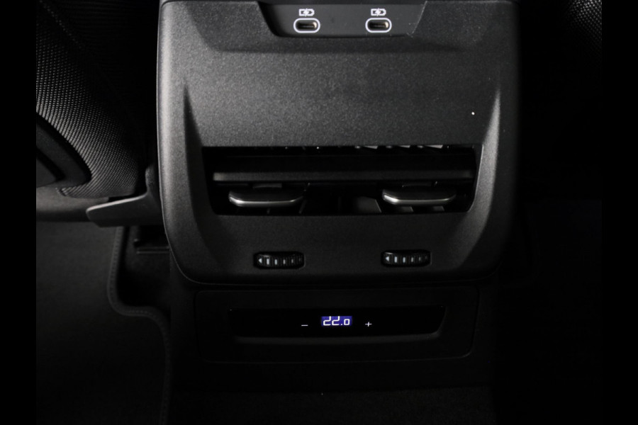 Audi A5 Avant Edition One 35 TFSI 110 kW / 150 pk Avant 7 versn. S-Edition, Tech Plus pakket, optiek pakket zwart, adaptive cruise control, verwarmbare voorstoelen, rondom camera's