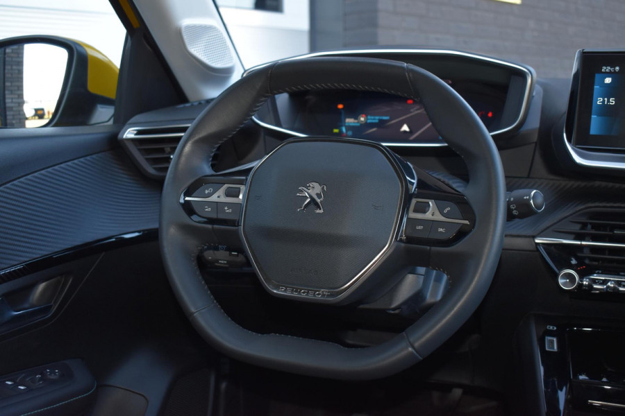 Peugeot 208 1.2 PureTech 100PK Allure Pack | Groot Navi | I-cockpit | Incl. garantie
