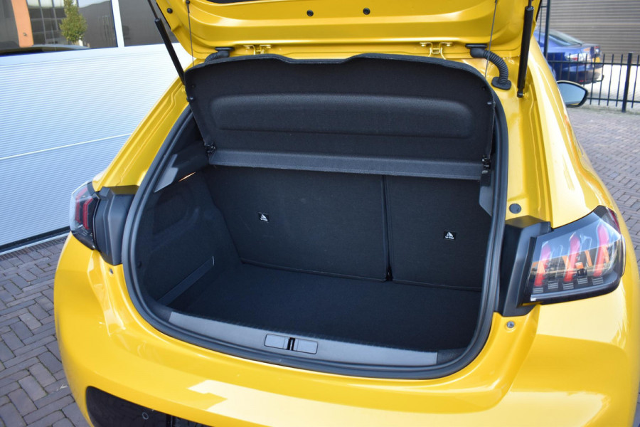 Peugeot 208 1.2 PureTech 100PK Allure Pack | Groot Navi | I-cockpit | Incl. garantie