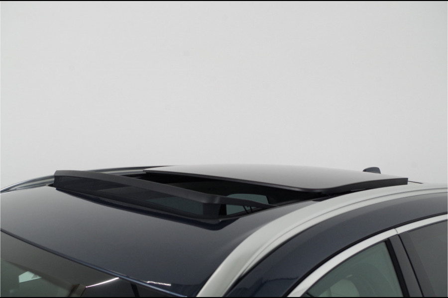 Volvo XC60 2.0 T8 Twin Engine AWD Polestar Engineered > 406pk/DENIM BLUE/plug-in hybrid/Camera...
