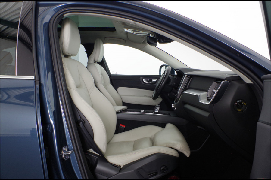 Volvo XC60 2.0 T8 Twin Engine AWD Polestar Engineered > 406pk/DENIM BLUE/plug-in hybrid/Camera...