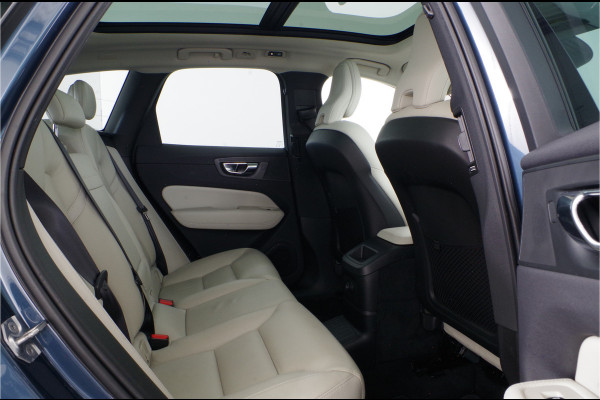 Volvo XC60 2.0 T8 Twin Engine AWD Polestar Engineered > 406pk/DENIM BLUE/plug-in hybrid/Camera...