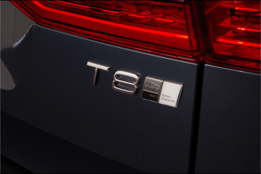 Volvo XC60 2.0 T8 Twin Engine AWD Polestar Engineered > 406pk/DENIM BLUE/plug-in hybrid/Camera...