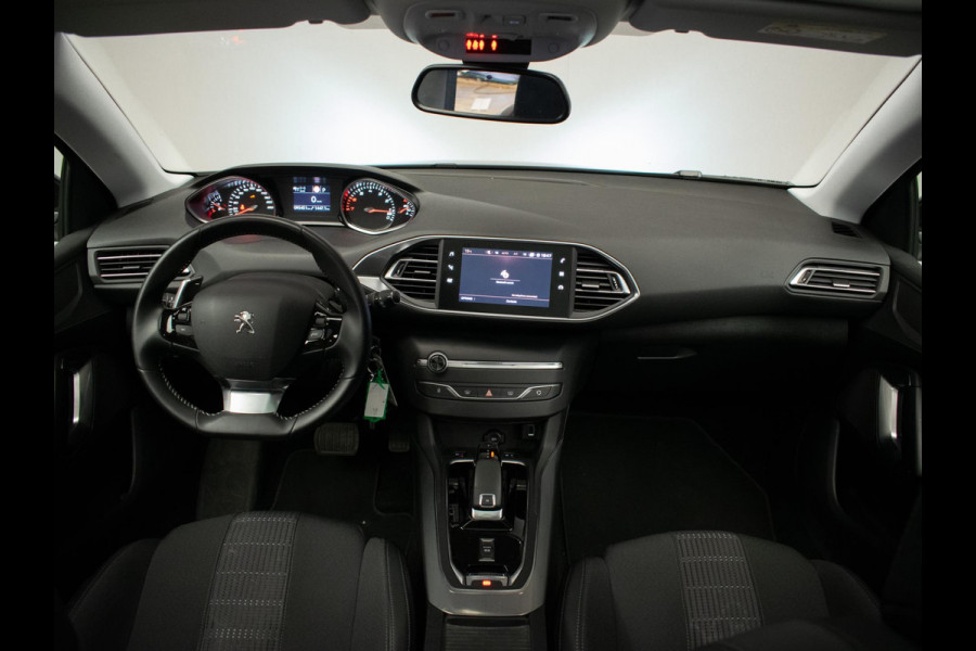 Peugeot 308 SW 1.2 PureTech Blue Lease Premium Sport (PANORAMADAK,APPLE CARPLAY,NAVI,LED,CRUISE,CLIMATE,GETINT,NETTESTAAT)