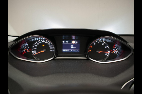 Peugeot 308 SW 1.2 PureTech Blue Lease Premium Sport (PANORAMADAK,APPLE CARPLAY,NAVI,LED,CRUISE,CLIMATE,GETINT,NETTESTAAT)