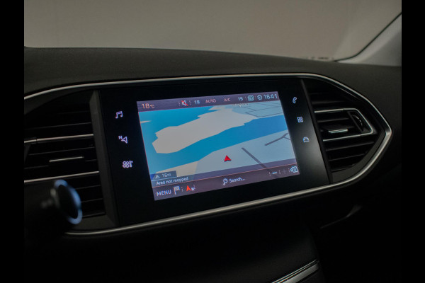 Peugeot 308 SW 1.2 PureTech Blue Lease Premium Sport (PANORAMADAK,APPLE CARPLAY,NAVI,LED,CRUISE,CLIMATE,GETINT,NETTESTAAT)
