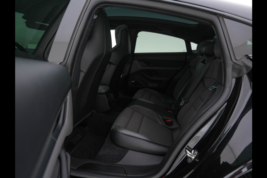 Porsche Taycan Performance 84 kWh [ 3-Fase ] Aut. *PANO | HEAT-PUMP | SPORT-CHRONO-PACK | LEATHER-MICROFIBRE | FULL-LED | MEMORY-PACK | BOSE-SOUND | AIR-SUSPENSION | BLINDSPOT | HEATED-SPORT-SEATS | CAMERA | DAB+ | ECC | PDC | 20''ALU*