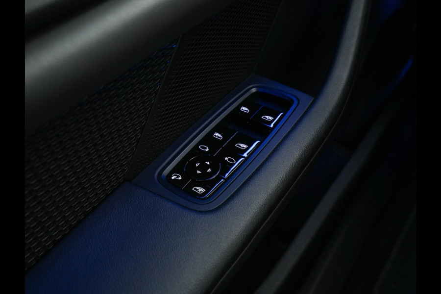 Porsche Taycan Performance 84 kWh [ 3-Fase ] Aut. *PANO | HEAT-PUMP | SPORT-CHRONO-PACK | LEATHER-MICROFIBRE | FULL-LED | MEMORY-PACK | BOSE-SOUND | AIR-SUSPENSION | BLINDSPOT | HEATED-SPORT-SEATS | CAMERA | DAB+ | ECC | PDC | 20''ALU*