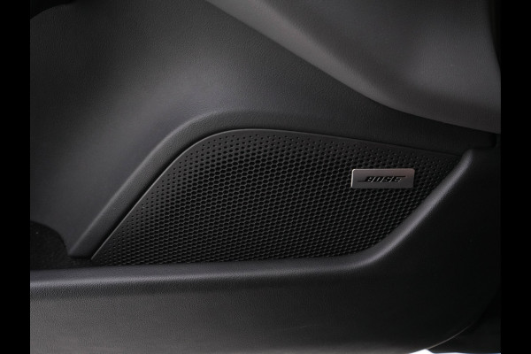 Porsche Taycan Performance 84 kWh [ 3-Fase ] Aut. *PANO | HEAT-PUMP | SPORT-CHRONO-PACK | LEATHER-MICROFIBRE | FULL-LED | MEMORY-PACK | BOSE-SOUND | AIR-SUSPENSION | BLINDSPOT | HEATED-SPORT-SEATS | CAMERA | DAB+ | ECC | PDC | 20''ALU*