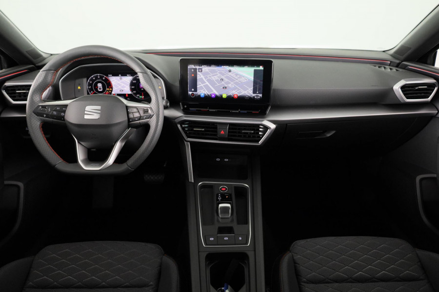 Seat Leon FR Business Intense 1.5 eTSI 150pk | Navigatie | 18 inch Lichtmetalen velgen | Parkeercamera