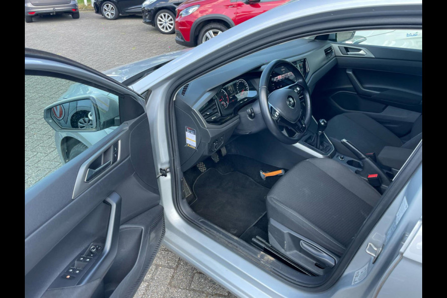 Volkswagen Polo 1.0 TSI Comfortline / CarPlay