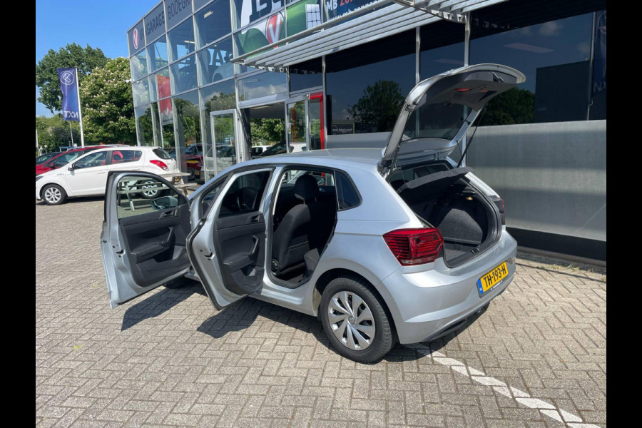 Volkswagen Polo 1.0 TSI Comfortline / CarPlay